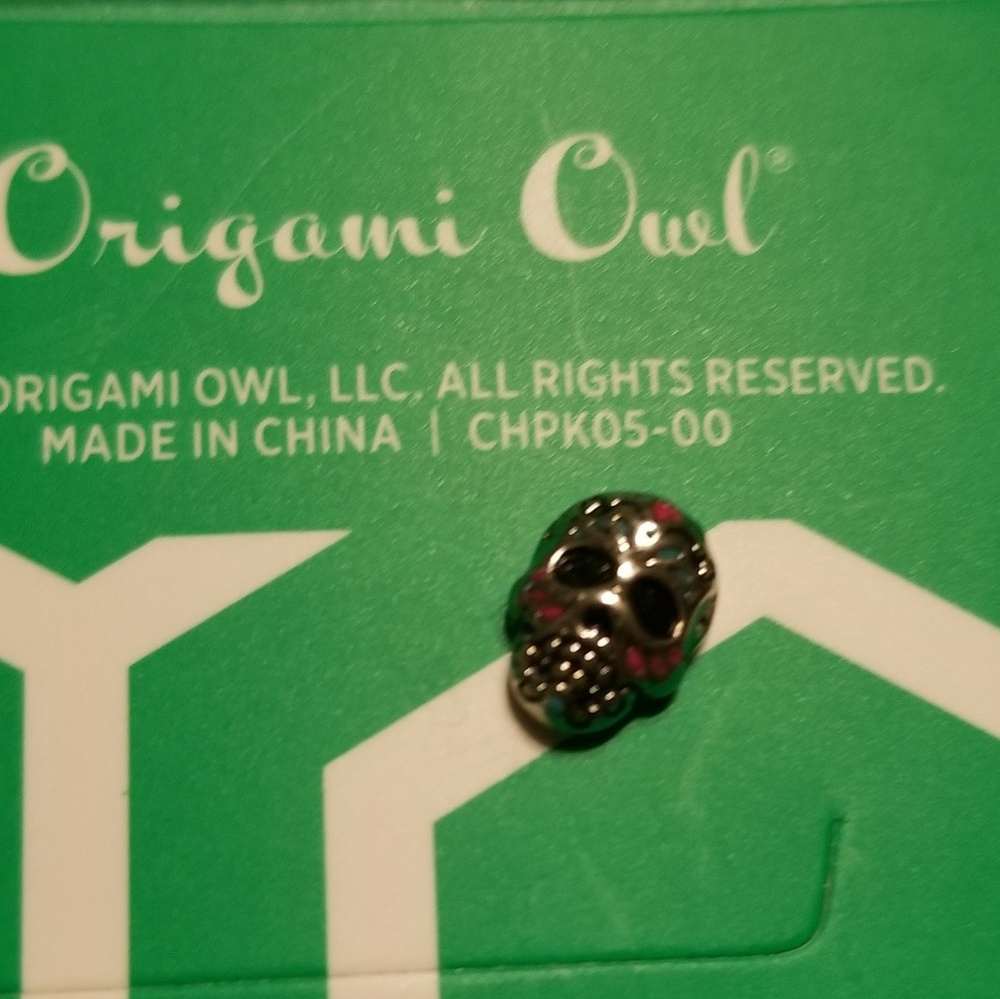 Sugar skull charm